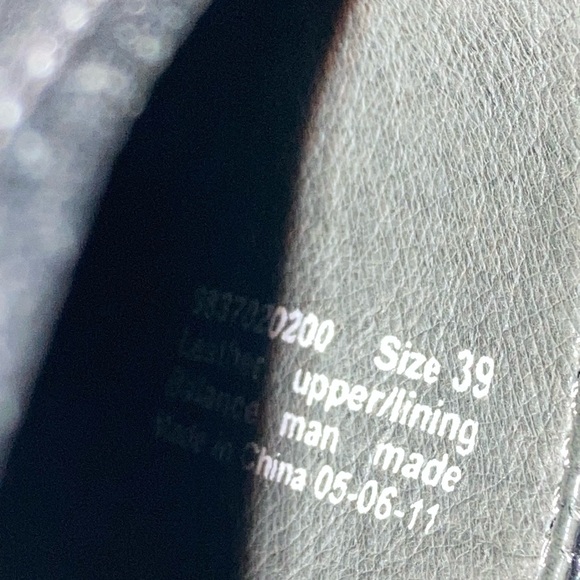 Dansko brand, size 39, black, professional clogs, comfortable work shoes - Picture 3 of 9